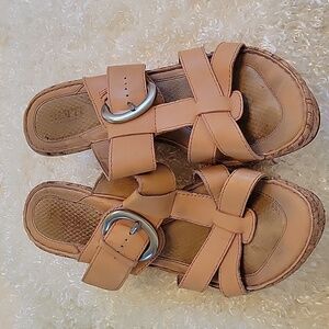 Born tan sandals Size 9